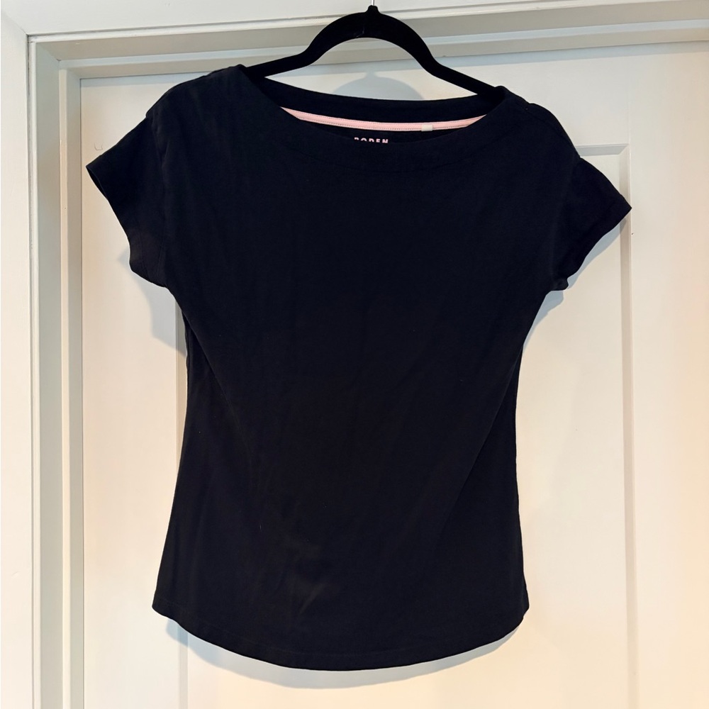 Women’s Black Crewneck Short Sleeve Top